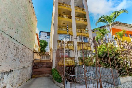 34_photo/94dce40b11.2e726a2ec2d19c51-ATLAS-5b3b8bcb-8480-43e2-a1ed-e294e334c446.jpg de apartamento à venda com 4 quartos, 136m² em Centro, Curitiba