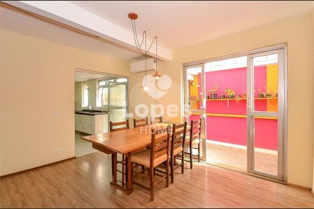 6_photo/94dce40b11.481bc2eec9427697-ATLAS-7c92ccc5-3fc0-4ece-84ed-b4f767089a56.jpg de apartamento à venda com 4 quartos, 123m² em Centro, Curitiba