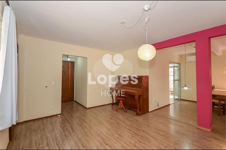 5_photo/94dce40b11.481bc2eec9427697-ATLAS-e986a043-cd21-400a-b666-8286df2104d7.jpg de apartamento à venda com 4 quartos, 123m² em Centro, Curitiba