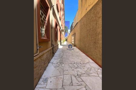 5_photo/94dce40b1b.7b0f84ee883ae8f5-ATLAS-99aff2c2-4d28-443e-92eb-423f9cc15c6d.jpg de apartamento à venda com 3 quartos, 119m² em Centro, Curitiba