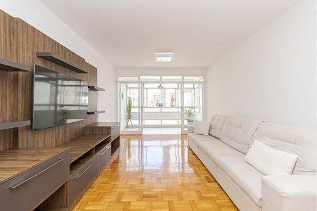 4_photo/94dce40b57.7f45fe2814a32fcf-ATLAS-08e9c52e-b4b3-402b-a04d-74c9e82cd054.jpg de apartamento à venda com 3 quartos, 220m² em Centro, Curitiba