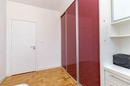 8_photo/94dce40b57.7f45fe2814a32fcf-ATLAS-693c8ff6-7f04-4b35-98f8-bde019311cbe.jpg de apartamento à venda com 3 quartos, 220m² em Centro, Curitiba