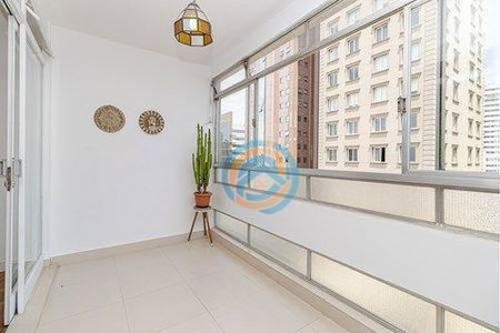 11_photo/94dce40b57.a67761edde131b11-ATLAS-3452f762-16fc-4a59-8b21-4bb3b14a33b9.jpg de apartamento à venda com 3 quartos, 220m² em Centro, Curitiba