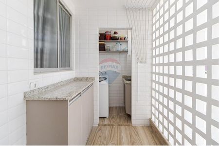 37_photo/94dce40b59.131c711fc740dfc3-ATLAS-6bbbf73f-3076-4f32-a3e1-1533bd7b9a24.jpg de apartamento à venda com 3 quartos, 210m² em Centro, Curitiba