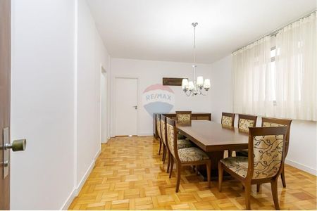 36_photo/94dce40b59.131c711fc740dfc3-ATLAS-8b0b47d9-0cb7-4204-82f9-ff770cc89194.jpg de apartamento à venda com 3 quartos, 210m² em Centro, Curitiba