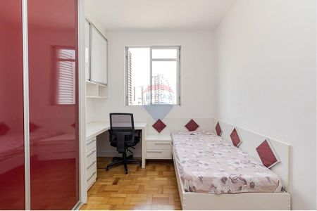 17_photo/94dce40b59.131c711fc740dfc3-ATLAS-e66033f7-e00f-494e-91d7-6d4cebe1933f.jpg de apartamento à venda com 3 quartos, 210m² em Centro, Curitiba