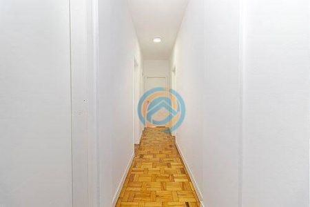 11_photo/94dce40b5b.0f314429b7eb5622-ATLAS-36d5152a-df4f-49ca-9fe5-96ada8f3e5fe.jpg de apartamento à venda com 3 quartos, 220m² em Centro, Curitiba