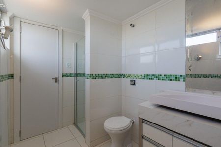 5_photo/94dce40b5b.ade4d3e2cf727602-ATLAS-1e8f46c4-d505-456a-b0f0-614c8e590bcc.jpg de apartamento à venda com 3 quartos, 161m² em Centro, Curitiba