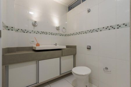 6_photo/94dce40b5b.ade4d3e2cf727602-ATLAS-213daabb-c7fa-4c6c-bde3-a0768c9a7288.jpg de apartamento à venda com 3 quartos, 161m² em Centro, Curitiba