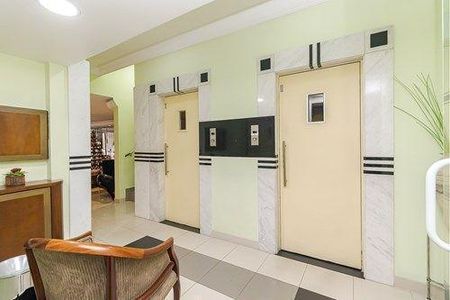 3_photo/94dce40b5b.badfd497b63a3b5d-ATLAS-1b6a0533-4578-4f03-9661-bb65a43c4d5f.jpg de apartamento à venda com 3 quartos, 220m² em Centro, Curitiba