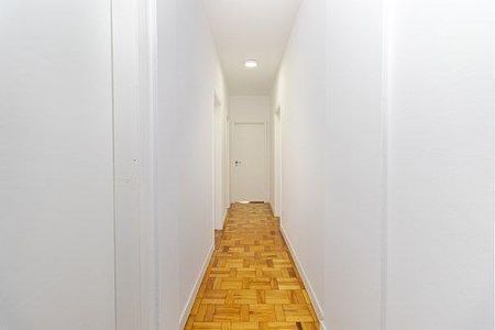 5_photo/94dce40b5b.badfd497b63a3b5d-ATLAS-1c669ea4-52b6-4d81-95ff-8eb388e32919.jpg de apartamento à venda com 3 quartos, 220m² em Centro, Curitiba