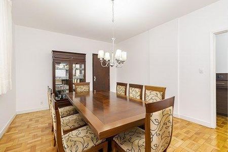 12_photo/94dce40b5b.badfd497b63a3b5d-ATLAS-440a8164-b71a-4de9-bc5b-663ac8110ffc.jpg de apartamento à venda com 3 quartos, 220m² em Centro, Curitiba