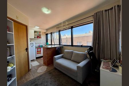 3_photo/94dce40bb3.d05a2d10473c09ea-ATLAS-05c18bdf-67e3-47ad-a35e-58b8a78156ac.jpg de apartamento à venda com 1 quarto, 29m² em Bigorrilho, Curitiba