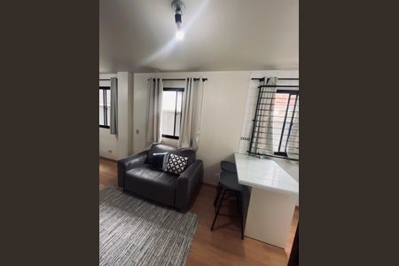 6_photo/94dce40bb3.d05a2d10473c09ea-ATLAS-8a9fd0b4-23ad-4c23-a596-a923c3e7dd15.jpg de apartamento para alugar com 1 quarto, 28m² em Bigorrilho, Curitiba