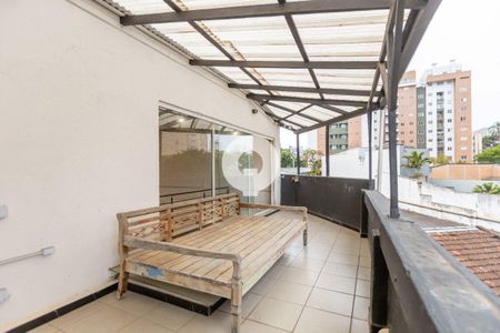 10_photo/94dce40bd1.c48b7c1e58d559fc-ATLAS-44313db2-e2b9-4be5-8541-33352c02f1e9.jpg de casa à venda com 1 quarto, 192m² em Mercês, Curitiba