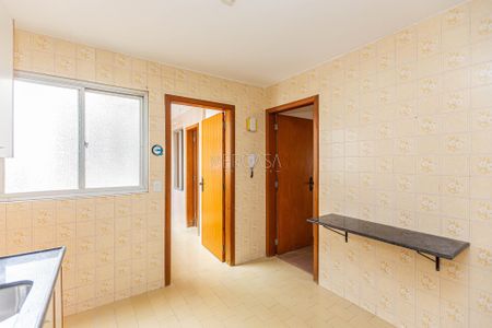 17_photo/94dce40bf1.efed5efdd4f8381b-ATLAS-77d9189c-665d-4801-967e-b2e58ba2f381.jpg de apartamento à venda com 2 quartos, 82m² em Centro, Curitiba