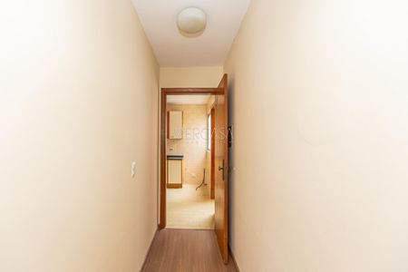 14_photo/94dce40bf1.efed5efdd4f8381b-ATLAS-c123f69a-6180-4d3d-af54-ae1cf7639e73.jpg de apartamento à venda com 2 quartos, 82m² em Centro, Curitiba