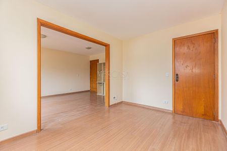 11_photo/94dce40bf1.efed5efdd4f8381b-ATLAS-c69f3432-58cc-4e21-bb6f-deaf651616af.jpg de apartamento à venda com 2 quartos, 82m² em Centro, Curitiba