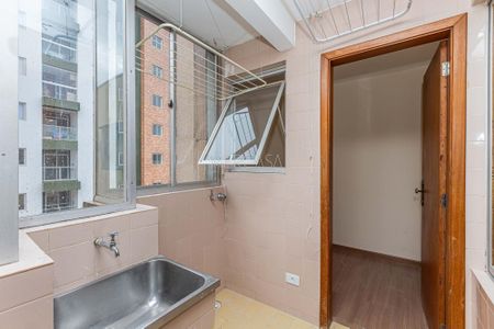 20_photo/94dce40bf1.efed5efdd4f8381b-ATLAS-e187294b-188e-4ac5-a774-54412b839bf2.jpg de apartamento à venda com 2 quartos, 82m² em Centro, Curitiba