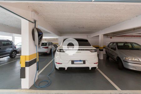 31_photo/94dce40c19.cb4a3f4e1d4d223a-ATLAS-06135e8d-a1ad-428c-8ff5-f173fad3fc0e.jpg de apartamento à venda com 4 quartos, 200m² em São Francisco, Curitiba