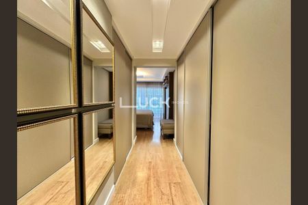 3_photo/94dce40c19.cb4a3f4e1d4d223a-ATLAS-6a796633-0131-4556-ab0d-12db7911327d.jpg de apartamento à venda com 4 quartos, 199m² em São Francisco, Curitiba