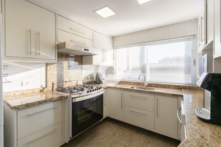 14_photo/94dce40c19.cb4a3f4e1d4d223a-ATLAS-d16abb3c-46e5-4861-851d-5c0b582f250c.jpg de apartamento à venda com 4 quartos, 200m² em São Francisco, Curitiba