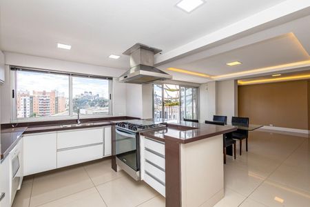 10_photo/94dce40c1f.486739b4f00a0934-ATLAS-36685a82-0090-41b4-b451-1a4ef1dabf97.jpg de apartamento à venda com 4 quartos, 200m² em São Francisco, Curitiba