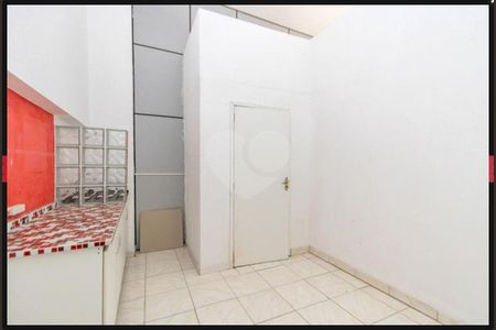 44_photo/94dce40c51.59b9fa3339c8dcb8-ATLAS-03093b3a-40e8-4cda-9683-3f4d7127d475.jpg de apartamento à venda com 2 quartos, 334m² em Centro, Curitiba