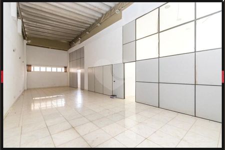 34_photo/94dce40c51.59b9fa3339c8dcb8-ATLAS-7ba26c70-08f9-4f95-ba7e-ea4fc28858d3.jpg de apartamento à venda com 2 quartos, 334m² em Centro, Curitiba