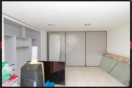 9_photo/94dce40c51.59b9fa3339c8dcb8-ATLAS-caefc41d-11b6-440c-903a-6684f7c4e538.jpg de apartamento à venda com 2 quartos, 334m² em Centro, Curitiba