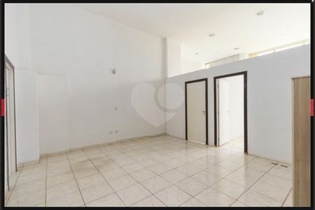 24_photo/94dce40c51.59b9fa3339c8dcb8-ATLAS-e7ca9691-d744-4824-b68a-1ba1b9c5105a.jpg de apartamento à venda com 2 quartos, 334m² em Centro, Curitiba