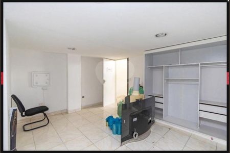 3_photo/94dce40c51.59b9fa3339c8dcb8-ATLAS-e935bd05-7e6e-485b-9db6-b501db433a4e.jpg de apartamento à venda com 2 quartos, 334m² em Centro, Curitiba