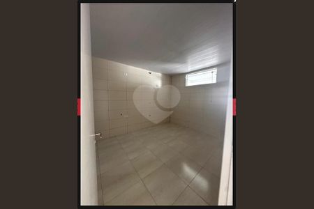 3_photo/94dce40c5d.71d57c28792d37c8-ATLAS-10cf0403-5b34-4ac9-8a7a-522046bca944.jpg de casa à venda com 4 quartos, 257m² em Centro, Curitiba