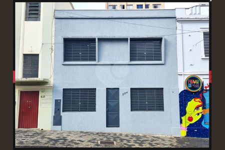 2_photo/94dce40c5d.71d57c28792d37c8-ATLAS-9fb8d4aa-de54-4cda-978b-38a0f65ab4bb.jpg de casa à venda com 4 quartos, 257m² em Centro, Curitiba