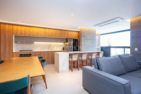 8_photo/94dce40c6d.f2bfaed4af7a5e8b-ATLAS-9bf836cc-fe6e-4ddb-a0ff-35e1af10c434.jpg de apartamento à venda com 1 quarto, 92m² em São Francisco, Curitiba