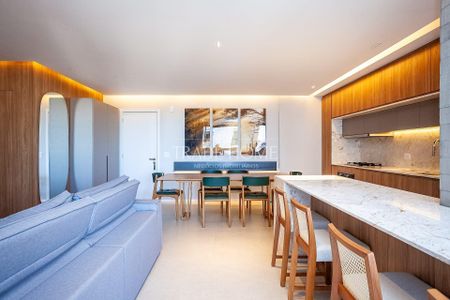 4_photo/94dce40c6d.f2bfaed4af7a5e8b-ATLAS-9f65bbc1-b097-46af-b8ed-f7014ce1da2e.jpg de apartamento à venda com 1 quarto, 92m² em São Francisco, Curitiba