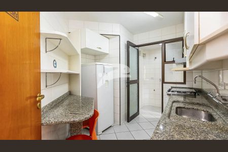 4_photo/94dce40c71.8d1d596cf1356774-ATLAS-5fa0b251-2bb9-4705-982d-8688f1686af7.jpg de apartamento para alugar com 1 quarto, 45m² em Centro, Curitiba