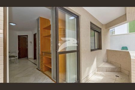 13_photo/94dce40c71.8d1d596cf1356774-ATLAS-bbcd5d1a-4558-4a95-ba25-8feeac9bbee7.jpg de apartamento para alugar com 1 quarto, 45m² em Centro, Curitiba