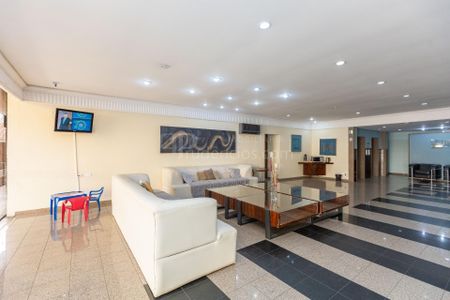 50_photo/94dce40c71.e9744f0b397a6472-ATLAS-2fc3dbfd-9516-4503-bd1a-128cfd0bd66e.jpg de apartamento à venda com NaN quartos, 3284m² em Centro, Curitiba