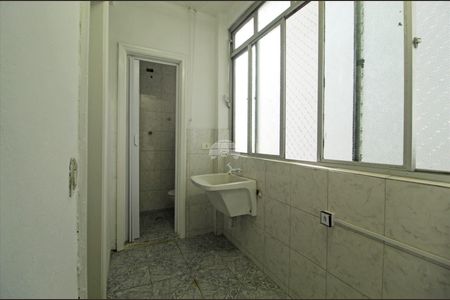 2_photo/94dce40c8f.deae4eebf12c2c78-ATLAS-1d759c62-1606-45e3-bafd-35f4d663088d.jpg de apartamento para alugar com 3 quartos, 83m² em Centro, Curitiba