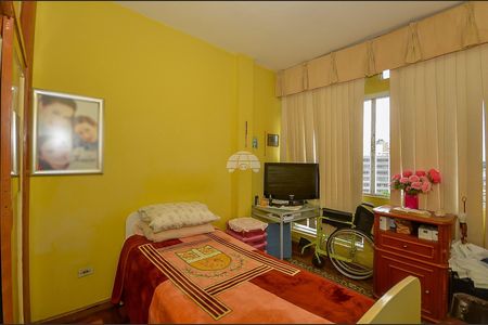 3_photo/94dce40c9d.8ba35e39fae438fc-ATLAS-0d81a28b-74fa-4308-9fc2-ebe93253021a.jpg de apartamento à venda com 3 quartos, 110m² em Centro, Curitiba