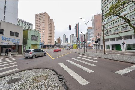 9_photo/94dce40c9d.8ba35e39fae438fc-ATLAS-53b34357-abe9-4cde-bde4-17726e10117f.jpg de apartamento à venda com 3 quartos, 110m² em Centro, Curitiba