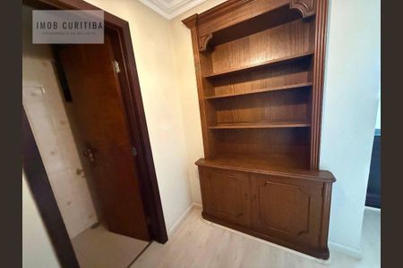 8_photo/94dce40cdb.bfe76cde95ba9cb3-ATLAS-4dd294fc-b5e3-4685-8820-ce98ba9ffd8a.jpg de apartamento à venda com 3 quartos, 146m² em Centro, Curitiba