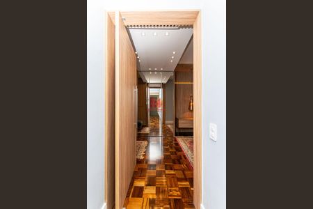 20_photo/94dce40cdb.c4a86b3c211625c7-ATLAS-2070ecb9-d1b3-4ff0-9efa-3c780a1f4e78.jpg de apartamento à venda com 2 quartos, 140m² em Centro, Curitiba