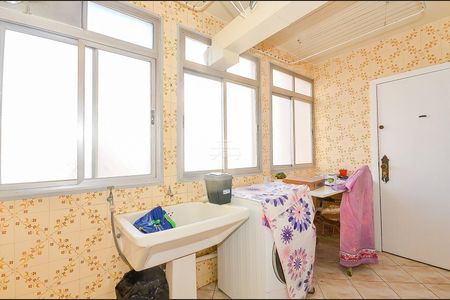 19_photo/94dce40cdd.deb729ebb2883a94-ATLAS-e53db677-e109-4ebd-955e-e9ca3b9e3f96.jpg de apartamento à venda com 3 quartos, 146m² em Centro, Curitiba