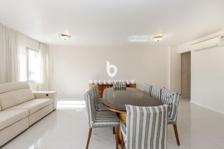 15_photo/94dce40ce1.21b82dd0b136b59b-ATLAS-eabb7244-45ea-4202-a035-6d1f99ed1b42.jpg de apartamento à venda com 3 quartos, 144m² em Centro, Curitiba