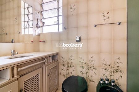 7_photo/94dce40cf1.2fc54a3393eb30ba-ATLAS-a542bf62-62de-4a06-a218-e46d55258100.jpg de apartamento à venda com 3 quartos, 124m² em Centro, Curitiba