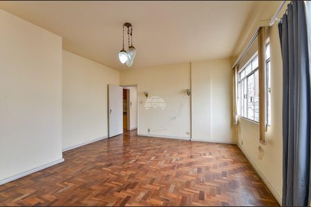 3_photo/94dce40cf1.a894a19e564d64f3-ATLAS-e00395e7-5057-4eef-8578-ea00dcc56b3b.jpg de apartamento à venda com 2 quartos, 125m² em Centro, Curitiba