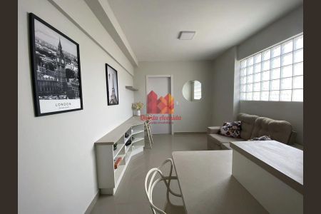 4_photo/94dce40d15.3e1b4b7d4b39a1bc-ATLAS-15afe7b3-ced1-4bd8-a214-e1ae396f1e8d.jpg de apartamento à venda com 1 quarto, 35m² em Centro, Curitiba