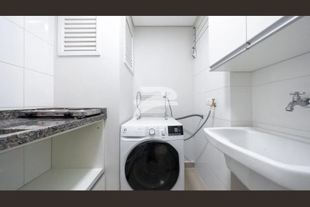 12_photo/94dce40d15.3e1b4b7d4b39a1bc-ATLAS-19c60853-e548-47aa-bde5-1dd067d4c1e9.jpg de apartamento à venda com 1 quarto, 40m² em Centro, Curitiba